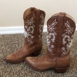 Shyanne Floral Boots